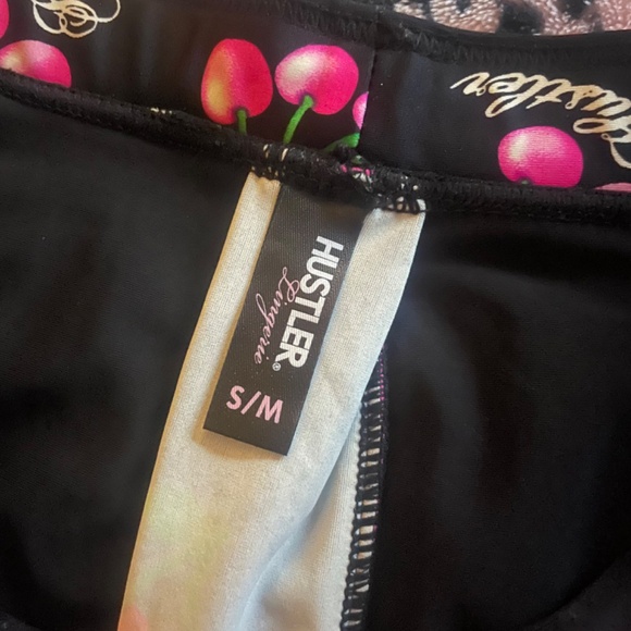 HUSTLER mini cherry lingerie skirt - Picture 2 of 3